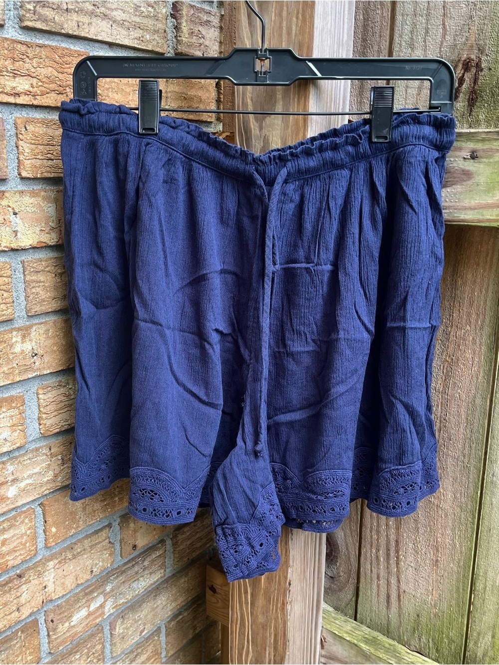 Aerie Navy Crochet-Hem Elastic Shorts